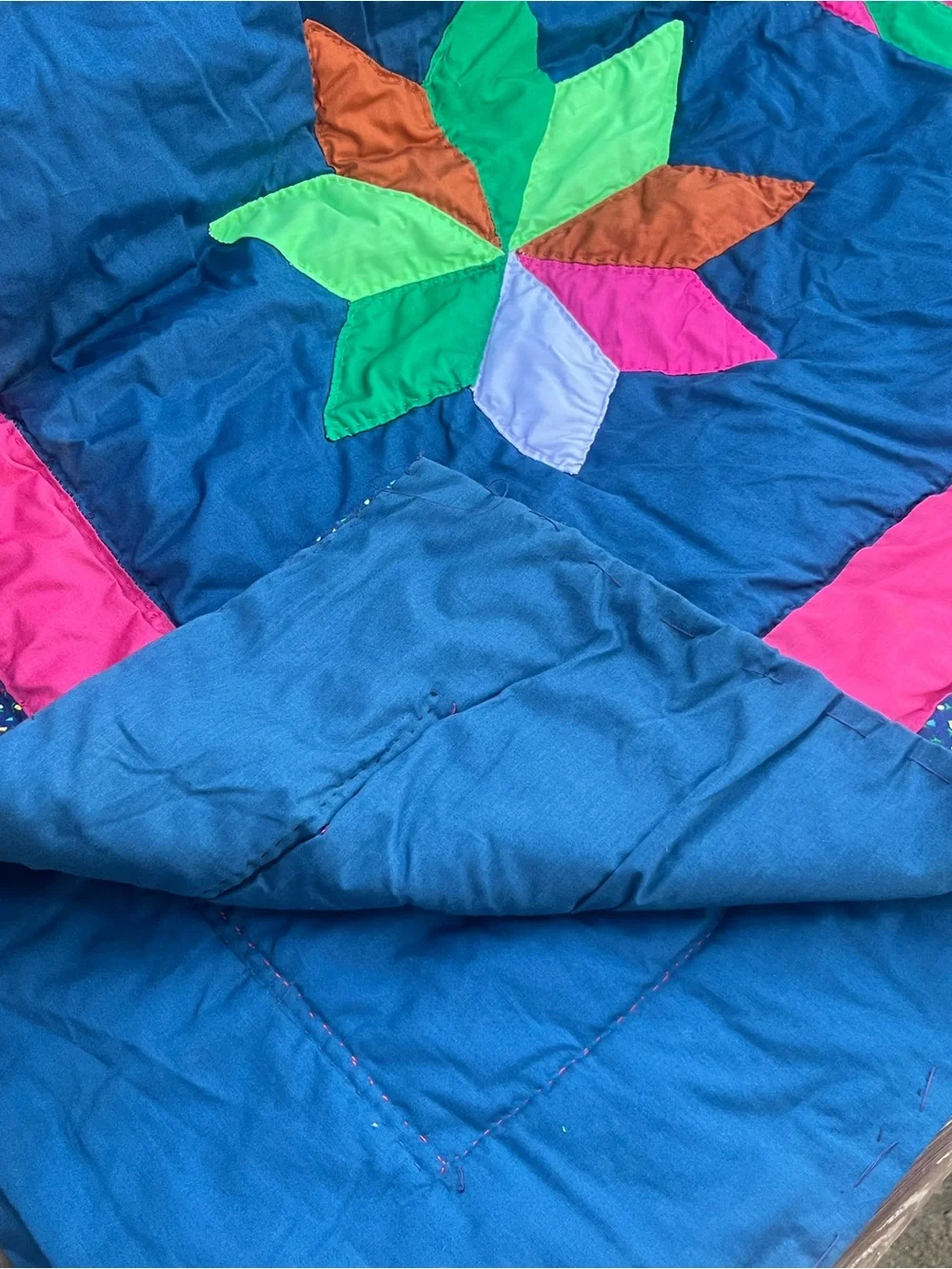 Lone Star quilt w/2 ruffled pillow cases - hand crafted, machine sewn